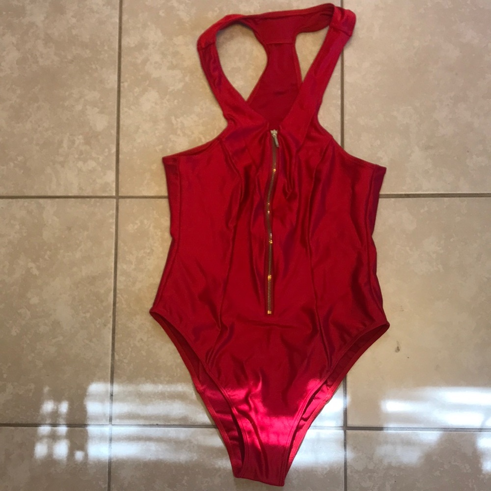 Bay watch style one piece swimsuit 🩱
